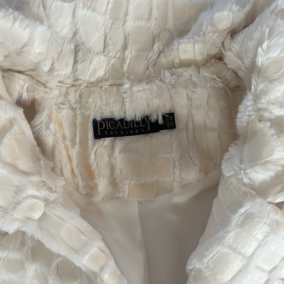 Picadilly Y2K vibes off white jacket size Medium oversized - Picture 4 of 5